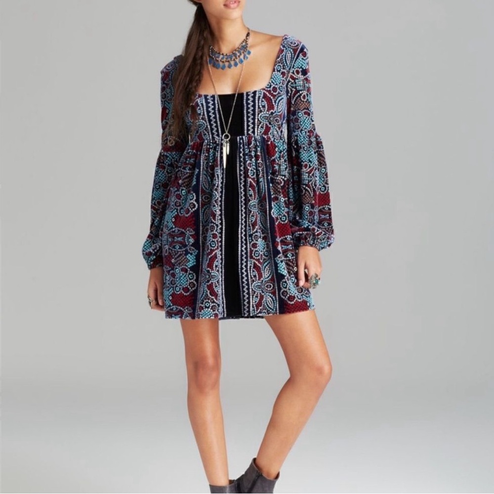 FREE PEOPLE Oh So Easy Velvet Mini Dress size M